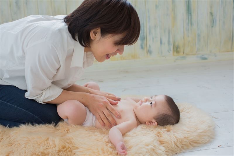 ベビーマッサージヨガ17_R